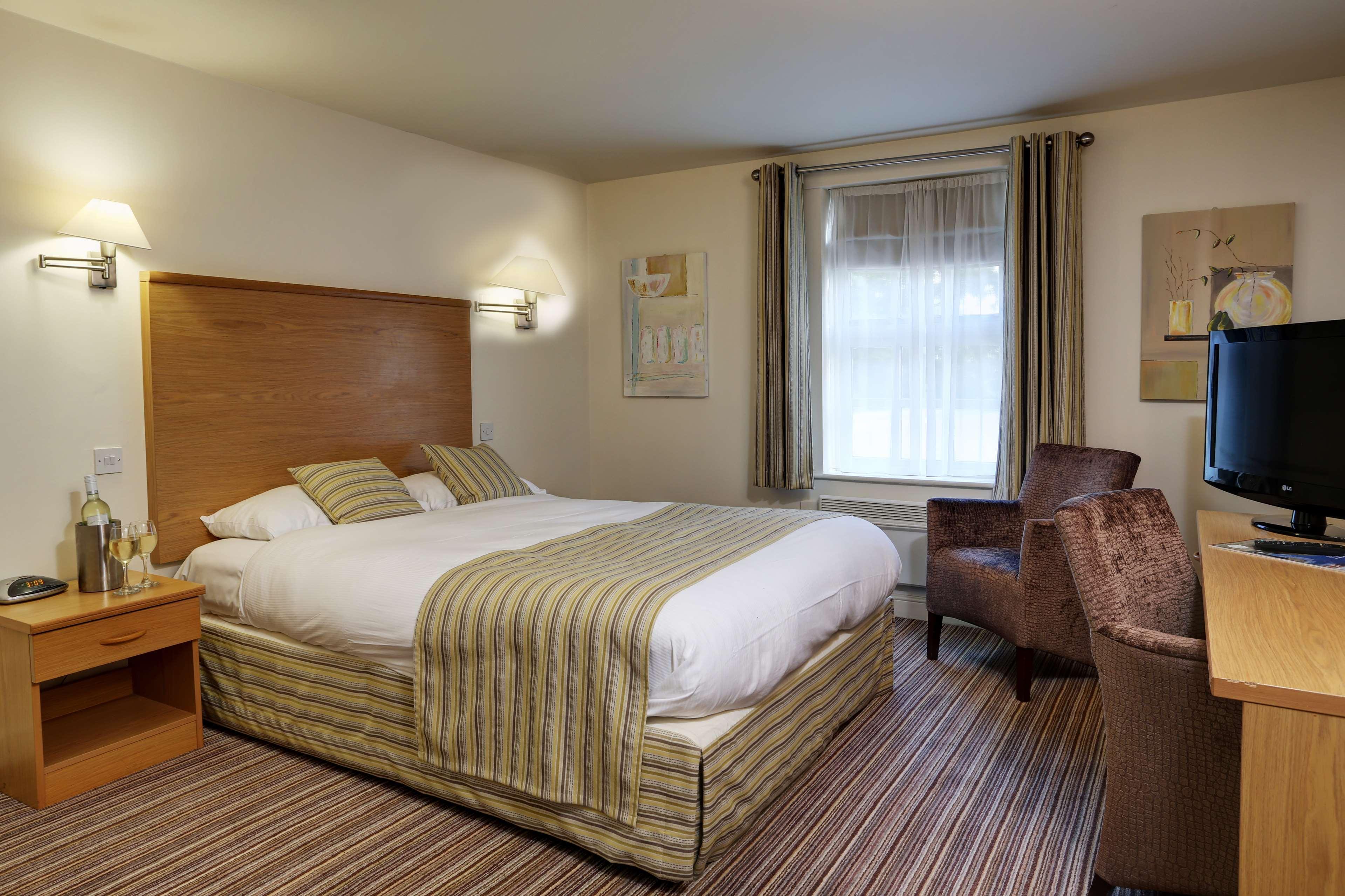 Best Western Plus Sheffield Mosborough Hall Hotel Exterior photo